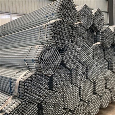 طوله 6 أمتار الأنابيب المجلفنة